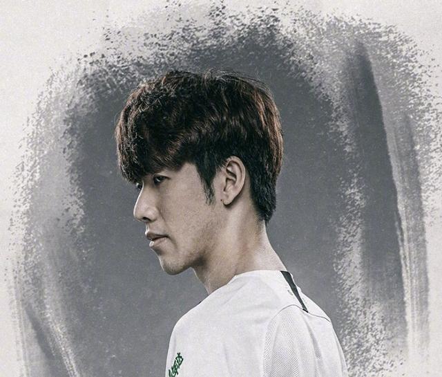 否处于越位 否处于越位