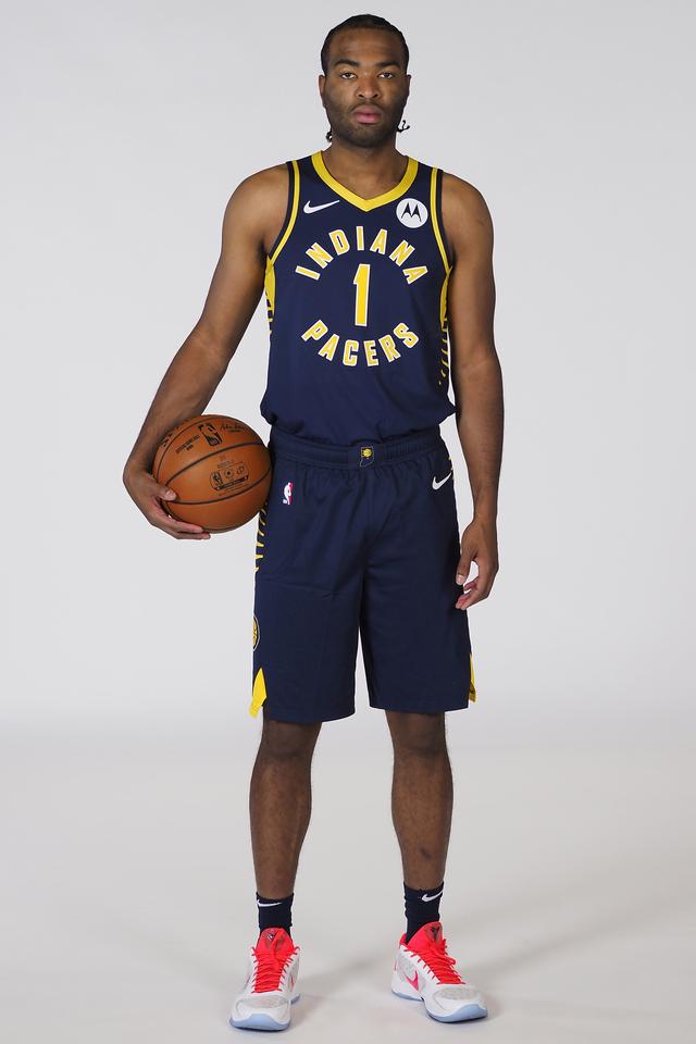 球员流动 球员流动